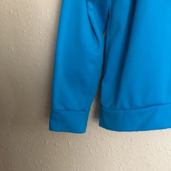 The North Face Hoodie (men’s) - Picture 4 of 12